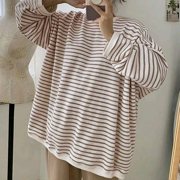 Women Striped Loose Long Sweatshirt - Picture 2 of 4